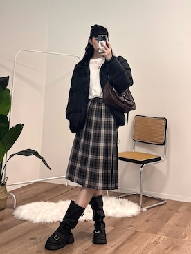 「アイテム（スカート）」を使った、manamiさん（レディース・170cm）の冬コーディネート