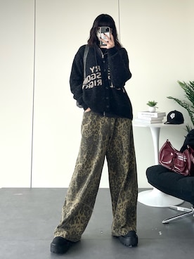 「アイテム（パーカー）」を使った、manamiさん（レディース・170cm）の秋コーディネート