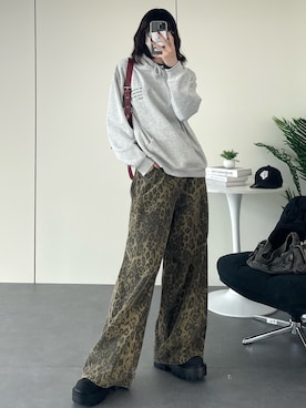 「アイテム（カーゴパンツ）」を使った、manamiさん（レディース・170cm）の秋コーディネート