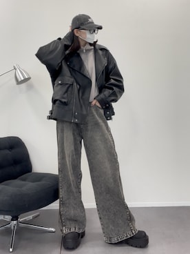 「アイテム（ライダースジャケット）」を使った、manamiさん（レディース・170cm）の秋コーディネート