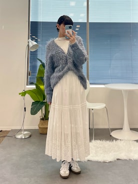 「アイテム（スカート）」を使った、manamiさん（レディース・170cm）の冬コーディネート