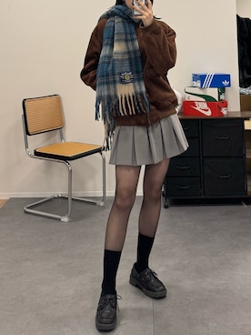 「アイテム（ムートンコート）」を使った、manamiさん（レディース・170cm）の秋コーディネート