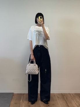 「MONO-MART（モノマート）の【anyway.シリーズ】立体カーブ バレルレッグ ワイドデニム（速乾）〈セットアップ対応〉（デニムパンツ、ブルー系）」を使った、manamiさん（レディース・170cm）の春コーディネート