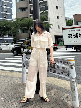 「MURUA（ムルーア）のアイテム（シャツ/ブラウス）」を使った、辻村奈々さん（レディース・159cm）の夏コーディネート