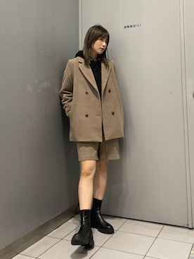 「MURUA（ムルーア）のアイテム（テーラードジャケット）」を使った、辻村奈々さん（レディース・159cm）の秋コーディネート