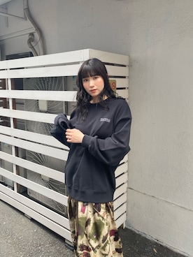 「MURUA（ムルーア）のアイテム（スウェット）」を使った、辻村奈々さん（レディース・159cm）の夏コーディネート