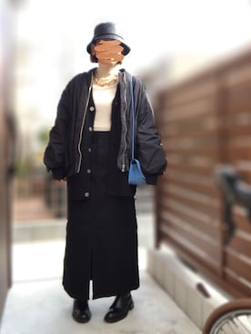 「ナロースカート」｜「アイテム（MA-1）」を使った、記録係さん（レディース・160cm）の冬コーディネート
