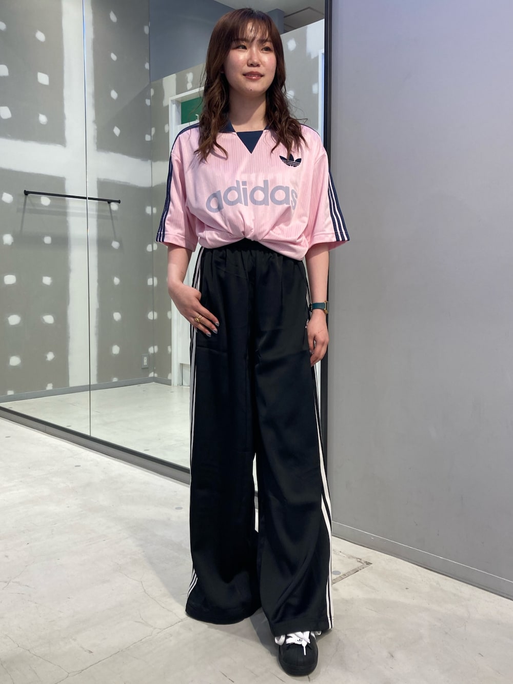 adidas アディカラー サテン ワイドレッグ トラックパンツ ブラック L