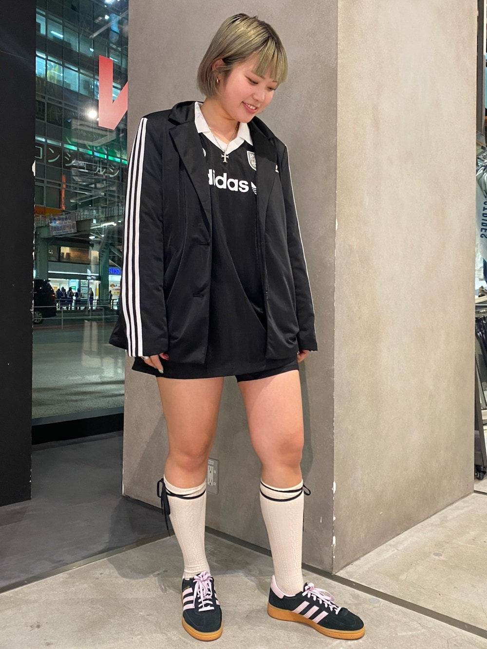 24-25 AS ROMA adidas フード付きジャケット　インポートM アディダス マストハブ ルーズフィット メッシュ裏地付き