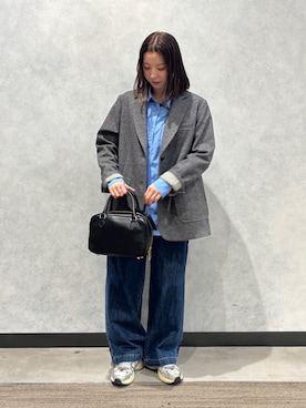 「fredy emue（フレディエミュ）のレザースクエアボストンバック（ハンドバッグ）」を使った、sachiさん（レディース・157cm）の秋コーディネート