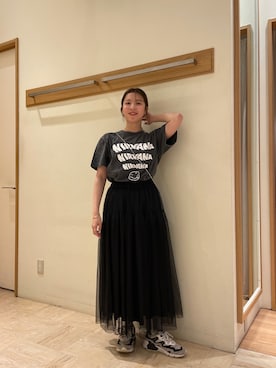 「バンドT」｜「アイテム（PC・スマホグッズ/家電）」を使った、sachiさん（レディース・157cm）の春コーディネート