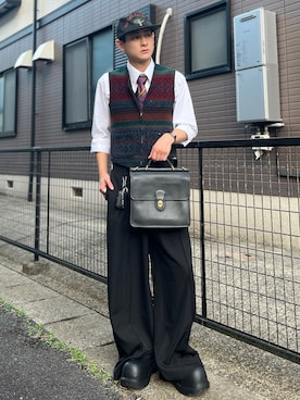 「アイテム（スリッポン）」を使った、Reoさん（メンズ・171cm・20代）の秋コーディネート