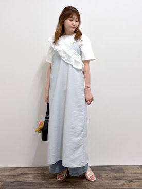 「アイテム（キーホルダー、ベージュ系）」を使った、さきさん（レディース・155cm）の夏コーディネート