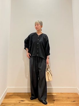 「URBAN RESEARCH DOORS（アーバンリサーチドアーズ）のリネンドロストドルマンブラウス（シャツ/ブラウス、ブラック系）」を使った、⭐︎おーごし☽°☆・°:** さん（レディース・160cm）の春コーディネート