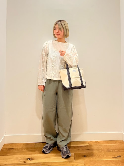 ma-sa様お取り置き 新品 アーバンリサーチドアーズ 刺繍ブラウス 立体刺繍ブラウス（シャツ/ブラウス）｜URBAN RESEARCH DOORS