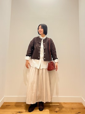 「URBAN RESEARCH DOORS（アーバンリサーチドアーズ）の裾スカラップレースブラウス（シャツ/ブラウス、ホワイト系）」を使った、⭐︎おーごし☽°☆・°:** さん（レディース・160cm）の秋コーディネート