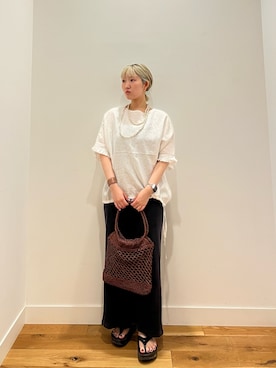 「かぐれ（カグレ）のフリルスリーブプルオーバー（シャツ/ブラウス、ホワイト系）」を使った、⭐︎おーごし☽°☆・°:** さん（レディース・160cm）の春コーディネート