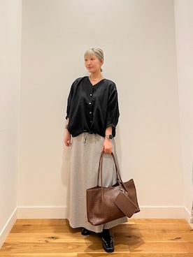 「URBAN RESEARCH DOORS（アーバンリサーチドアーズ）のリネンドロストドルマンブラウス（シャツ/ブラウス、ブラック系）」を使った、⭐︎おーごし☽°☆・°:** さん（レディース・160cm）の春コーディネート