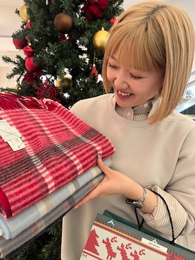 「アイテム（キーホルダー、ブラウン系）」を使った、⭐︎おーごし☽°☆・°:** さん（レディース・160cm）の冬コーディネート