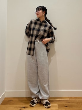 「アイテム（スウェットパンツ）」を使った、おーごしさん（レディース・160cm）の秋コーディネート
