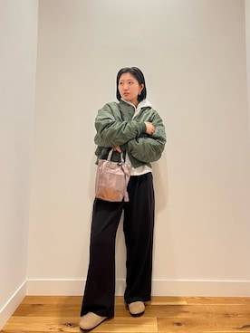 「EKAL（エカル）のMA-1（MA-1、グリーン系）」を使った、⭐︎おーごし☽°☆・°:** さん（レディース・160cm）の秋コーディネート