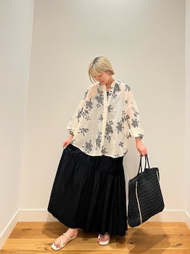 「URBAN RESEARCH DOORS（アーバンリサーチドアーズ）のメッシュエンブロイダリーシャツ（シャツ/ブラウス、ベージュ系）」を使った、⭐︎おーごし☽°☆・°:** さん（レディース・160cm）の春コーディネート