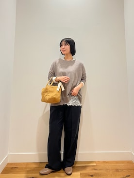 「URBAN RESEARCH DOORS（アーバンリサーチドアーズ）のダブルフェイス裾レースプルオーバー 26AW（Tシャツ/カットソー、ホワイト系）」を使った、⭐︎おーごし☽°☆・°:** さん（レディース・160cm）の秋コーディネート