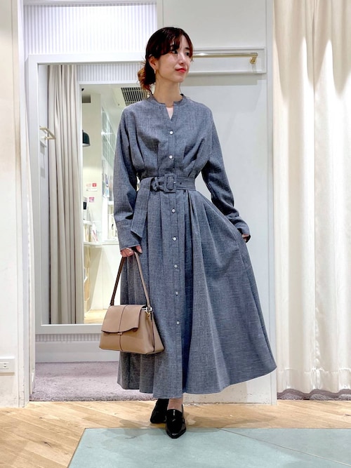 フロントボタンタックワンピース326636（ワンピース）｜Andemiu