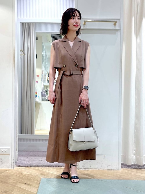トレンチ風ノースリーブワンピース Andemiu｜トレンチ風ノースリーブワンピース | Rakuten Fashion