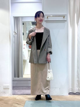 「アイテム（ノーカラージャケット）」を使った、miuさん（レディース・157cm・30代）の秋コーディネート