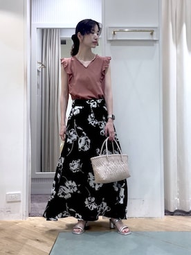 「Andemiu」｜「アイテム（PC・スマホグッズ/家電）」を使った、miuさん（レディース・157cm）の春コーディネート