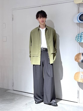 「RAGEBLUE（レイジブルー）の【LUXURY+EASY】＜接触冷感＞ CHARM DETAIL PLEATED WIDE SLACKS/ラグイージーチャーム付きタックワイドスラックス【セットアップ対応】（スラックス、グレー系）」を使った、 koutaさん（メンズ・173cm）の秋コーディネート