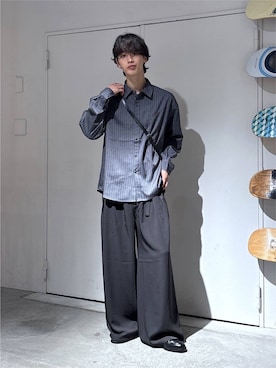「RAGEBLUE（レイジブルー）の【LUXURY+EASY】＜イージーケア＞ CHARM DETAIL PLEATED WIDE SLACKS/ラグイージーチャーム付きタックワイドスラックス【セットアップ対応】（スラックス、ブラック系）」を使った、 koutaさん（メンズ・173cm）の秋コーディネート