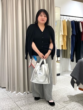 「アイテム（ストール/ショール）」を使った、Sacco.♡さん（レディース・162cm）の秋コーディネート