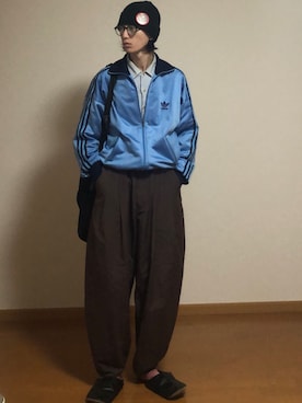 「adidas（アディダス）のアイテム（その他アウター）」を使った、takumiさん（メンズ・168cm）の秋コーディネート
