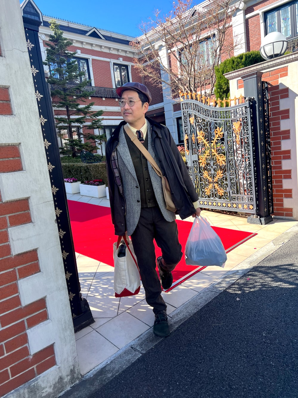 「BIRKENSTOCKのMONTANA/モンタナ ジンジャーブラウン/フェイディドカーキ (UNISEX)（その他シューズ、グリーン系）」を使った、TERRYさん（メンズ・178cm）の冬コーディネートの1枚目の写真