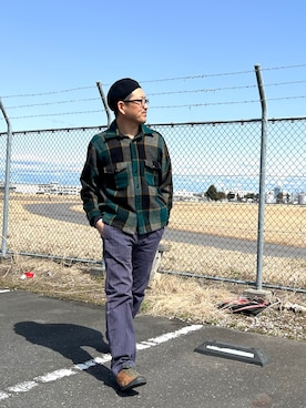「WOOLRICH（ウールリッチ）のアイテム」を使った、TERRYさん（メンズ・179cm）の春コーディネート