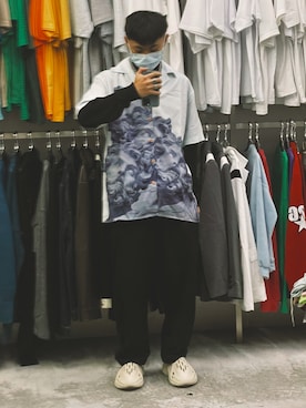 「Yeezy（イージー）のアイテム（サンダル）」を使った、q33184246qさん（メンズ・165cm）の秋コーディネート