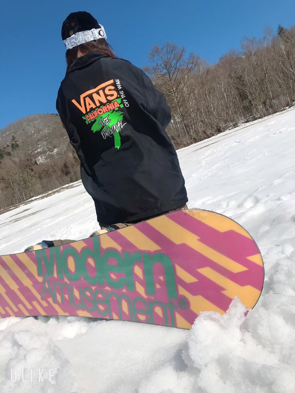 「スノボスタイル、スノボウェア、スノーボード、スノボー女子、スノーボード女子」｜「VANSのアイテム（ナイロンジャケット、ブラック系）」を使った、りあさん（レディース・153cm）の秋コーディネートの1枚目の写真