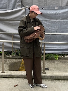 「Casselini（キャセリーニ）のアイテム（キャップ）」を使った、菊池さん（レディース・164cm）の秋コーディネート
