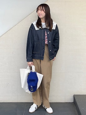 「SHIPS any（シップス エニィ）のSHIPS any: ノーカラー デニム ブルゾン［SHIPS any DENIM］（デニムジャケット、ブルー系）」を使った、菊池さん（レディース・164cm）の春コーディネート