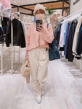 「classicalelf（クラシカルエルフ）のアイテム（デニムパンツ、ホワイト系）」を使った、𝐾𝑎𝑛𝑎𝑚𝑖さん（レディース・158cm）の冬コーディネート