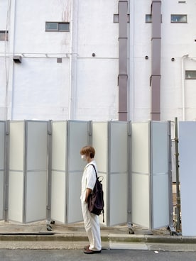 「UNIQLO（ユニクロ）のアイテム（パンツ、ホワイト系）」を使った、𝐾𝑎𝑛𝑎𝑚𝑖さん（レディース・158cm）の秋コーディネート