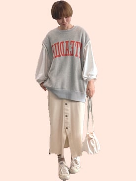 「CONVERSE（コンバース）のアイテム（スニーカー、ホワイト系）」を使った、𝐾𝑎𝑛𝑎𝑚𝑖さん（レディース・158cm）の秋コーディネート