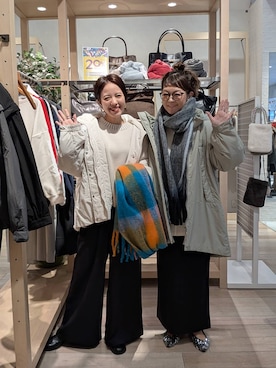 「アイテム（ストール/ショール）」を使った、310lepsim75さん（レディース・163cm）の秋コーディネート