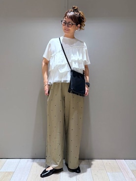 「LEPSIM（レプシィム）のフリンジミニショルダー 636691（ショルダーバッグ、ブラック系）」を使った、310lepsim75さん（レディース・163cm）の春コーディネート