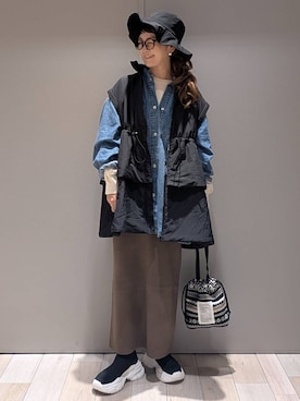「LEPSIM（レプシィム）のストレッチサテンスカート　497324（スカート）」を使った、310lepsim75さん（レディース・163cm）の秋コーディネート