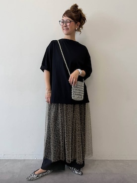 「LEPSIM（レプシィム）の《リネンライクドライシリーズ》ギャザーワイドパンツ　638911（その他パンツ、ブラック系）」を使った、310lepsim75さん（レディース・163cm）の春コーディネート