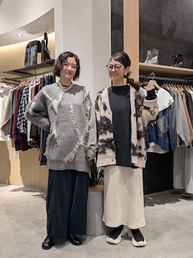 「LEPSIM（レプシィム）のストレッチサテンスカート　497324（スカート）」を使った、310lepsim75さん（レディース・163cm）の秋コーディネート