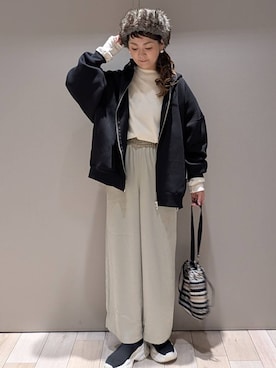 「アイテム（パーカー）」を使った、310lepsim75さん（レディース・163cm）の秋コーディネート